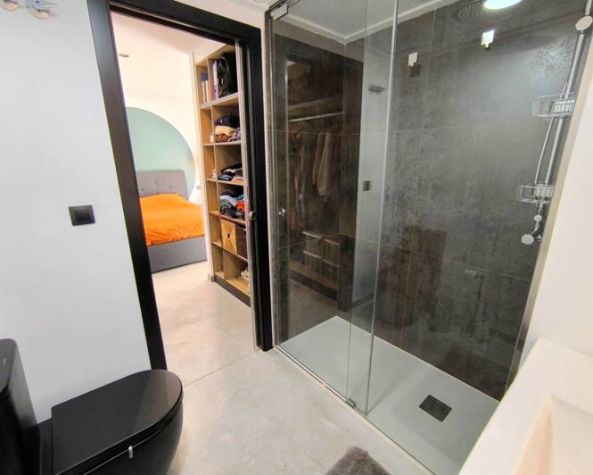 Image No.17-2 Bed Apartment for sale