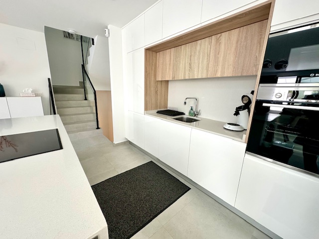 Image No.11-5 Bed Villa for sale