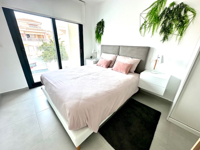 Image No.18-5 Bed Villa for sale