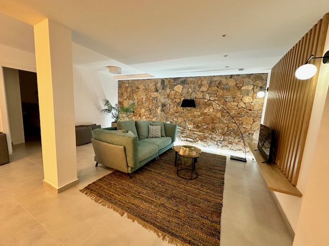 Image No.22-5 Bed Villa for sale