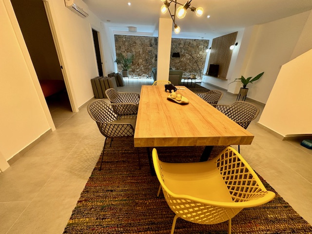 Image No.27-5 Bed Villa for sale