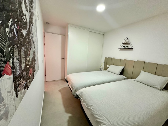 Image No.29-5 Bed Villa for sale