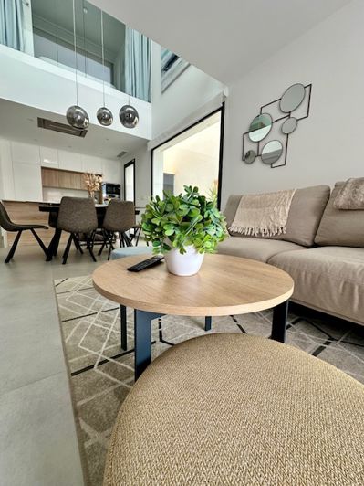 Image No.3-5 Bed Villa for sale