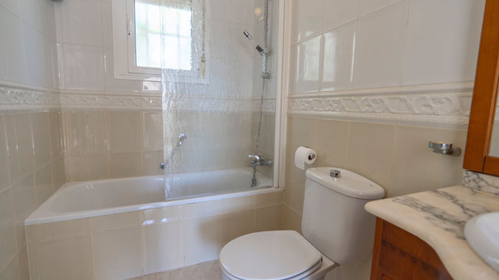 Image No.15-3 Bed Villa for sale