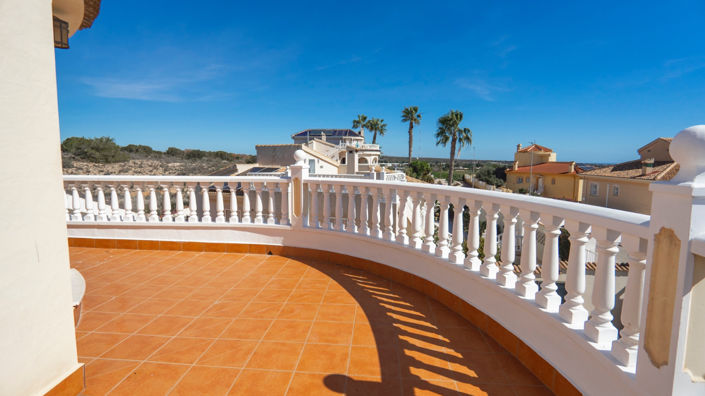 Image No.25-3 Bed Villa for sale