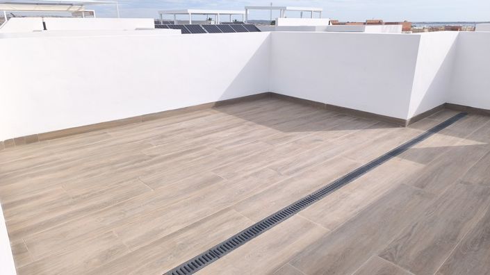 Image No.22-2 Bed Property for sale