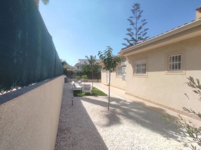 Image No.22-3 Bed Villa for sale