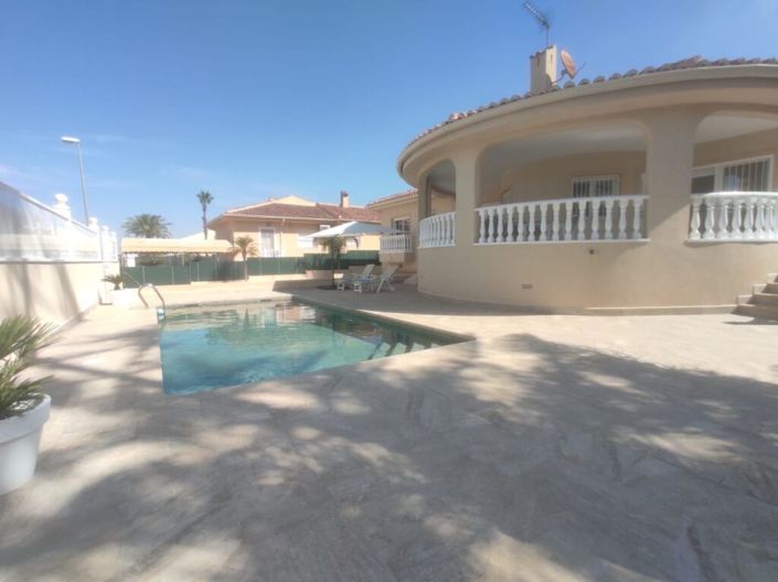 Image No.24-3 Bed Villa for sale