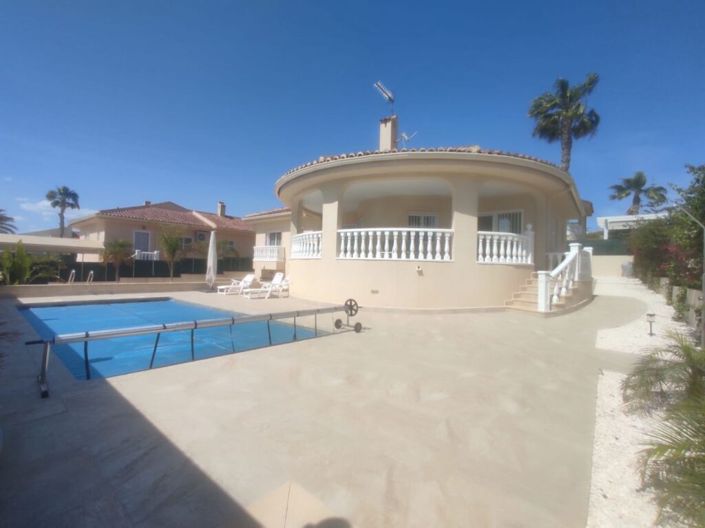 Image No.26-3 Bed Villa for sale