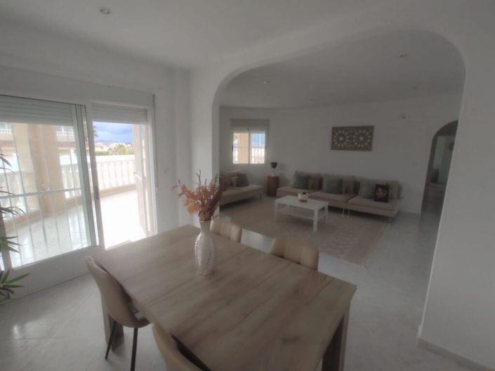 Image No.5-3 Bed Villa for sale