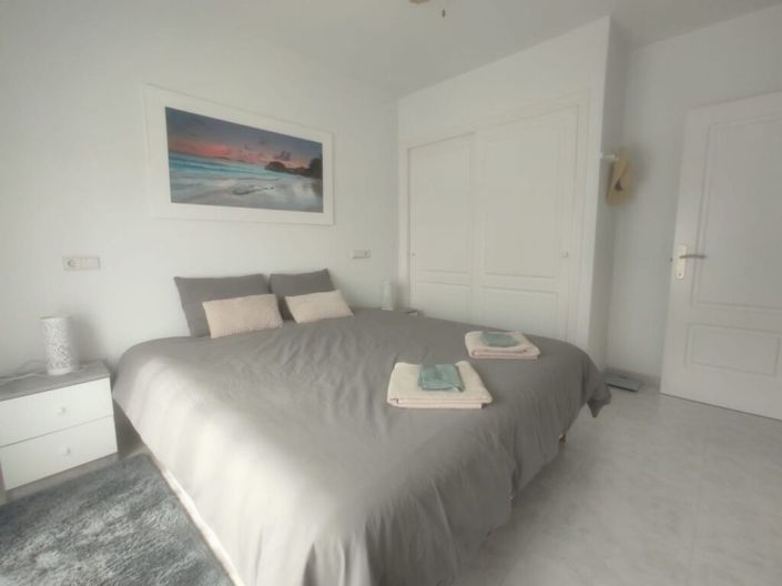 Image No.8-3 Bed Villa for sale