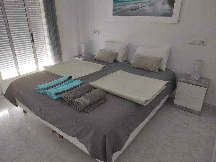 Image No.9-3 Bed Villa for sale