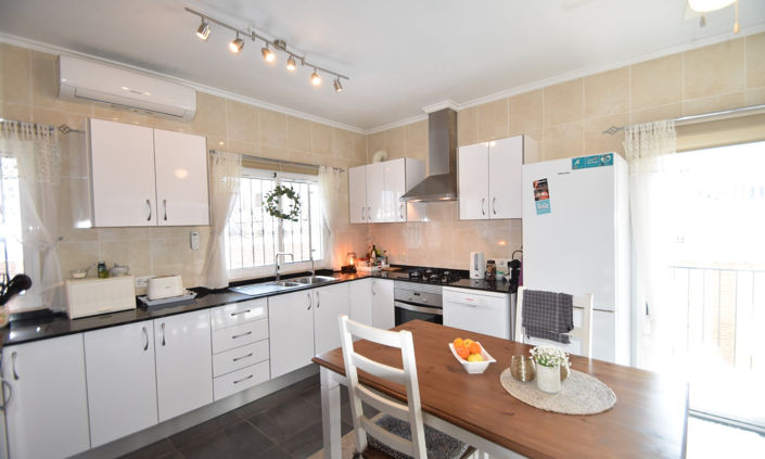 Image No.11-4 Bed Villa for sale