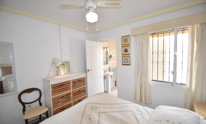 Image No.13-4 Bed Villa for sale