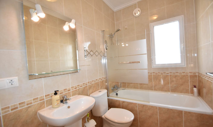 Image No.20-4 Bed Villa for sale