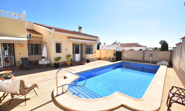 Image No.36-4 Bed Villa for sale