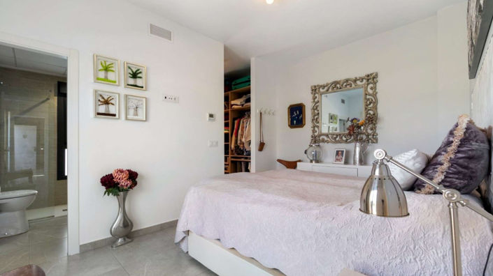 Image No.11-2 Bed Villa for sale