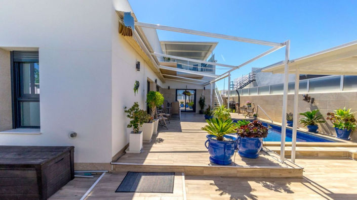 Image No.22-2 Bed Villa for sale