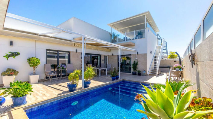 Image No.33-2 Bed Villa for sale