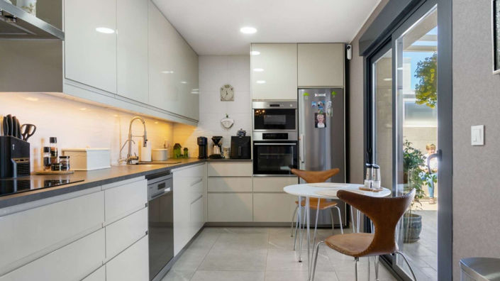 Image No.5-2 Bed Villa for sale