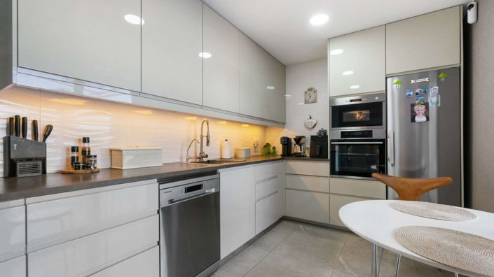 Image No.6-2 Bed Villa for sale