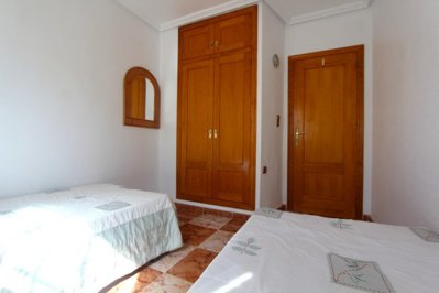 medium_5040_quad_villa_lomas_de_cabo_roig_110325115828_img_2320