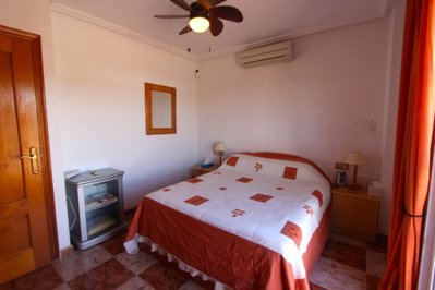 medium_5040_quad_villa_lomas_de_cabo_roig_110325115828_img_2322