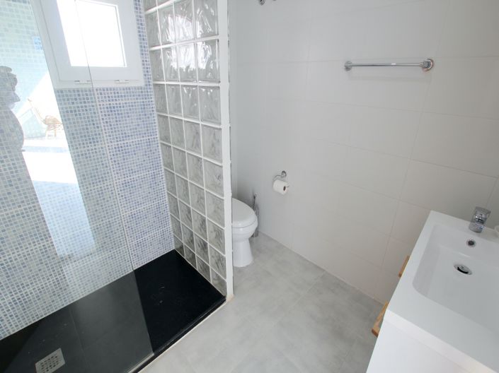 Image No.18-3 Bed Finca for sale