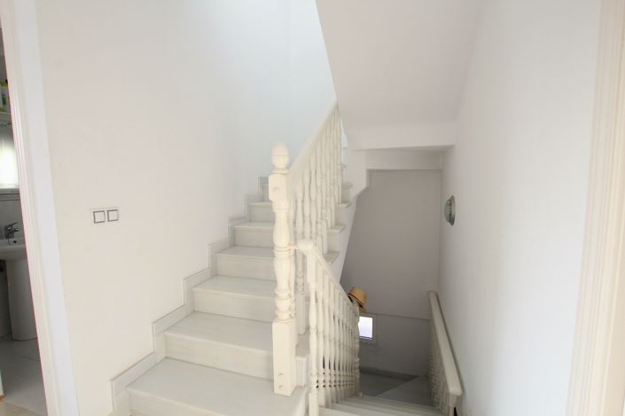 Image No.24-4 Bed Villa for sale