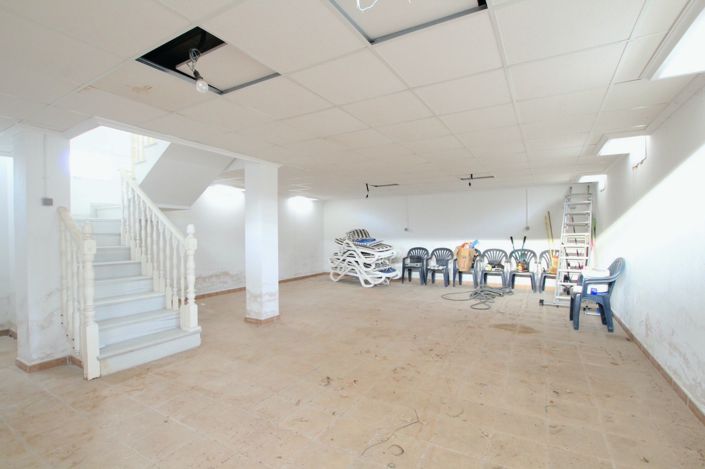 Image No.25-4 Bed Villa for sale