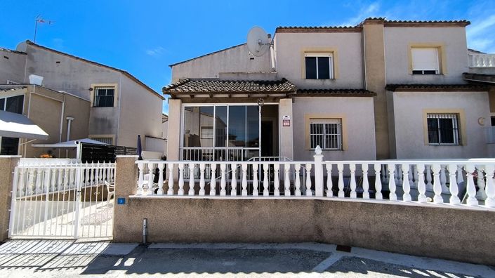 Image No.1-3 Bed Quad for sale