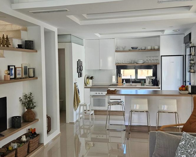 Image No.2-3 Bed Villa for sale