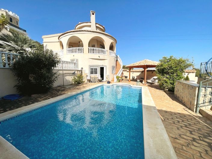 Image No.1-5 Bed Villa for sale