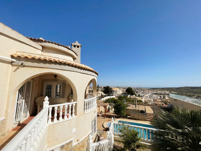 Image No.36-5 Bed Villa for sale