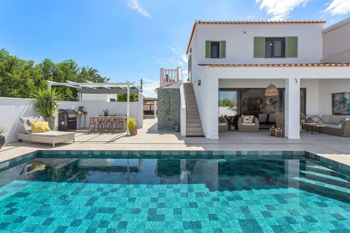 Image No.1-3 Bed Villa for sale