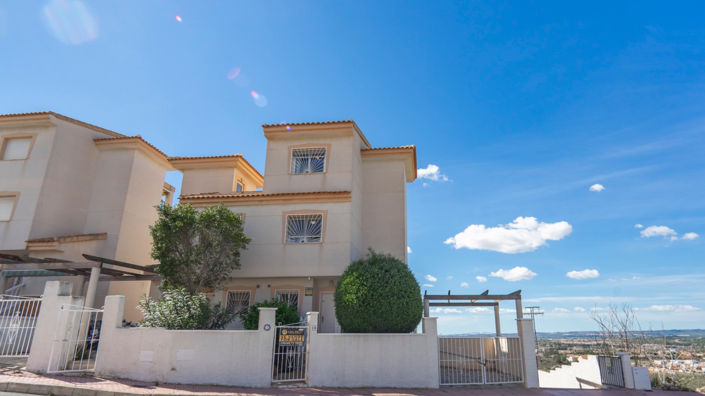 Image No.1-Propriété de 4 chambres à vendre à Ciudad Quesada