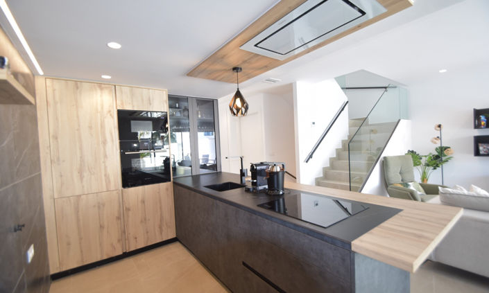 Image No.8-4 Bed Villa for sale