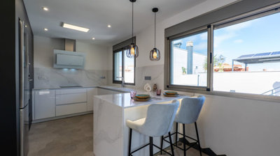 resale-townhouse-semi-detached-bigastro_257308_xl