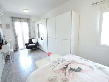 48927_charming_3_bedroom_townhouse_walking_distance_to_the_beach_260425114929_img_2221