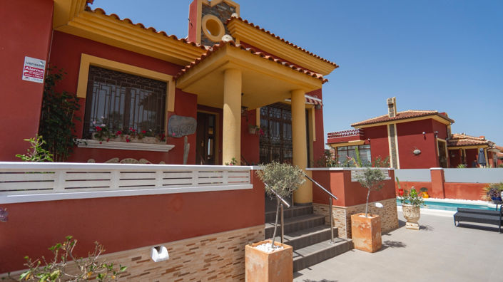 Image No.2-3 Bed Villa for sale