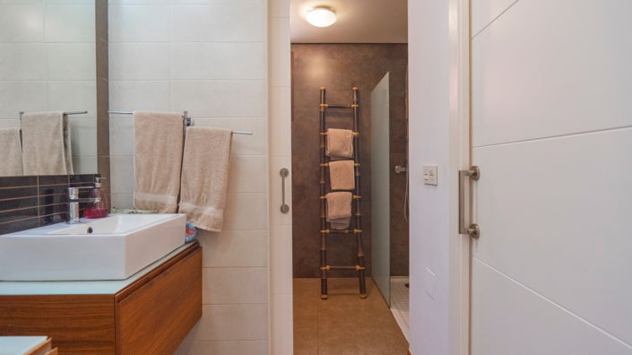 Image No.20-3 Bed Villa for sale