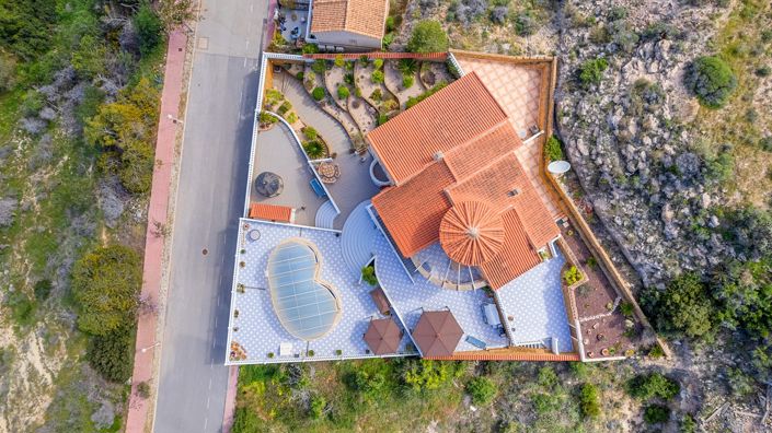 Image No.2-7 Bed Villa for sale