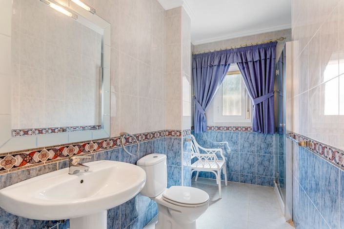 Image No.27-7 Bed Villa for sale