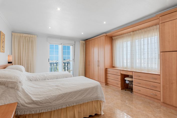 Image No.36-7 Bed Villa for sale