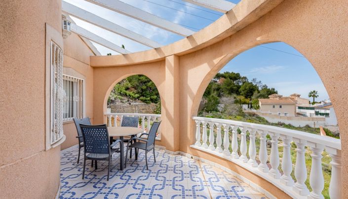 Image No.4-7 Bed Villa for sale