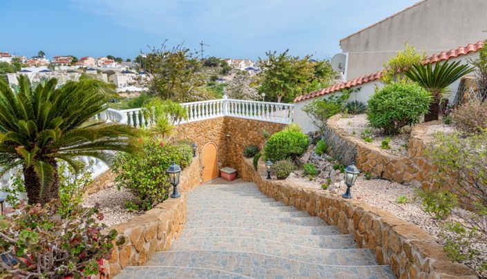 Image No.61-7 Bed Villa for sale