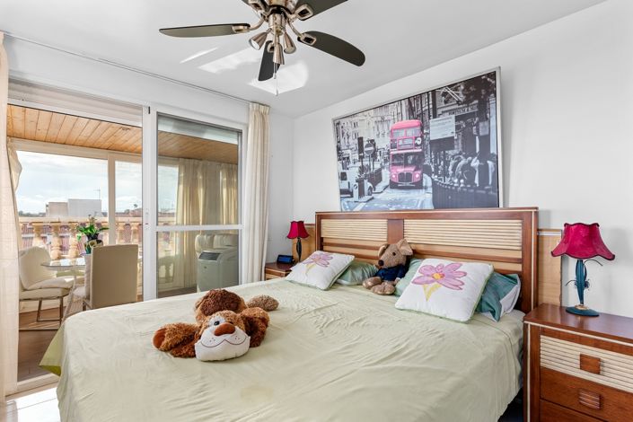 Image No.18-4 Bed Villa for sale