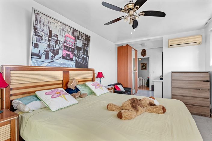 Image No.19-4 Bed Villa for sale