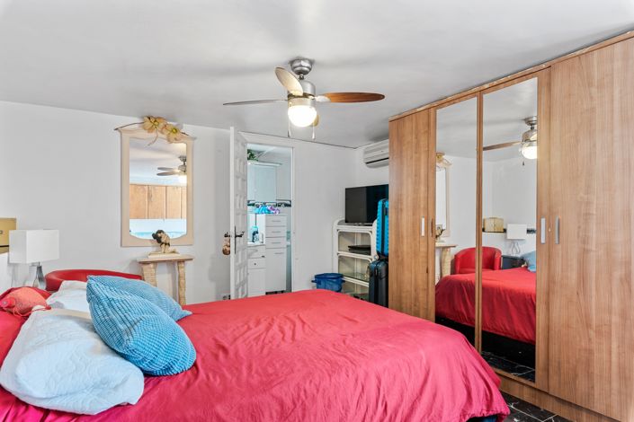 Image No.28-4 Bed Villa for sale