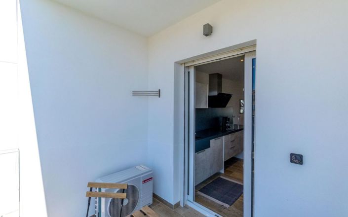 Image No.23-2 Bed Apartment for sale